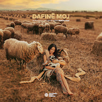 Dafina Zeqiri - Dafinë Moj (Feat. Melihate Zeqiri) загрузить