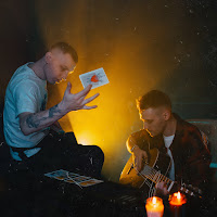 Обложка песни 